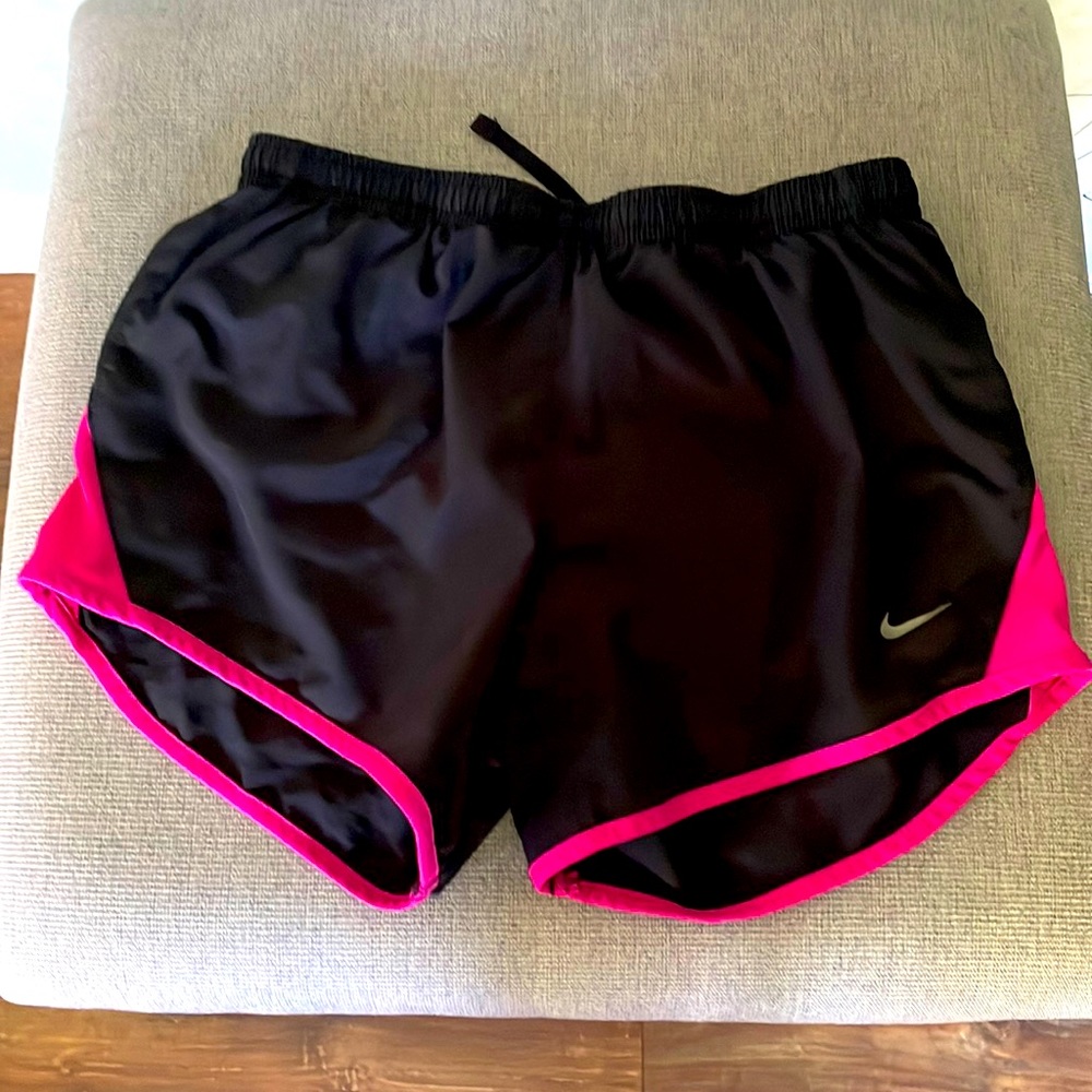 Brand: Nike, dri-fit. Underwear inside. Dry fast.